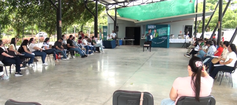 Orientadores de la regional del MEP en Pérez Zeledón participaron en encuentro