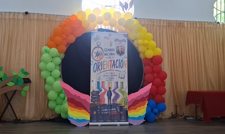 Con actividades artísticas cerraron la Semana de Orientación en la Escuela Daniel Flores de Pérez Zeledón