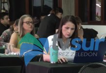 Adultos mayores y PYMES de Pérez Zeledón fortalecen sus habilidades digitales