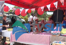 Mujeres participan en ferias de emprendedoras para promover sus productos